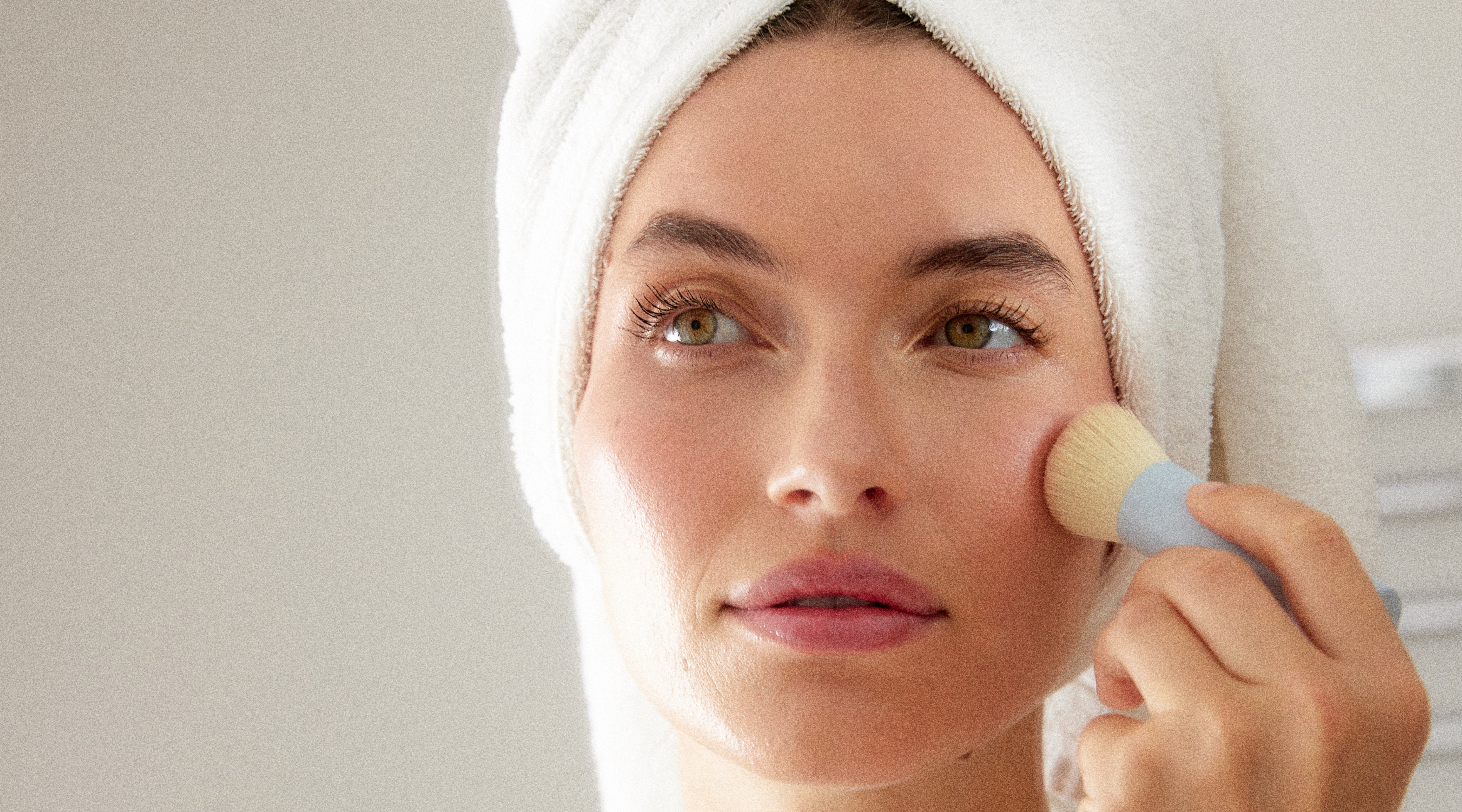Concealer auftragen: Augenringe, Rötungen &amp; Unreinheiten richtig abdecken
