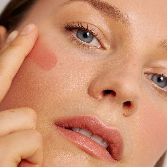 BLUSH BALM