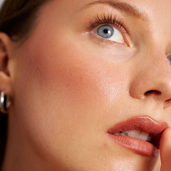 BLUSH BALM