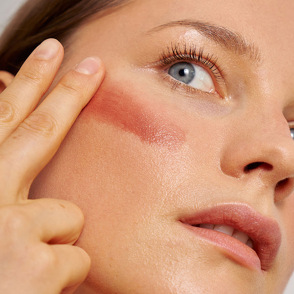 BLUSH BALM